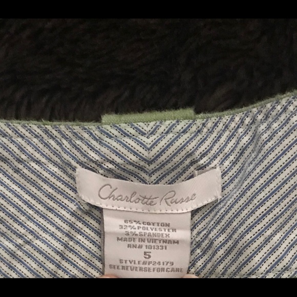 Charlotte Russe Green Shorts Size Small - Picture 5 of 5